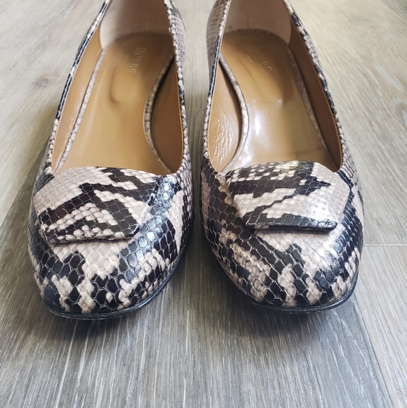 HOBBS LONDON SNAKE PRINT SHOES - Picture 5 of 15